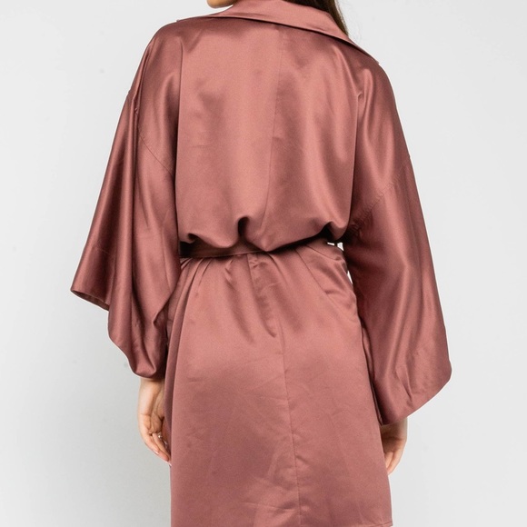 NWT The King Kouture Kimono Sleeve Satin Plum Pink Shirt Dress Medium - Picture 3 of 7